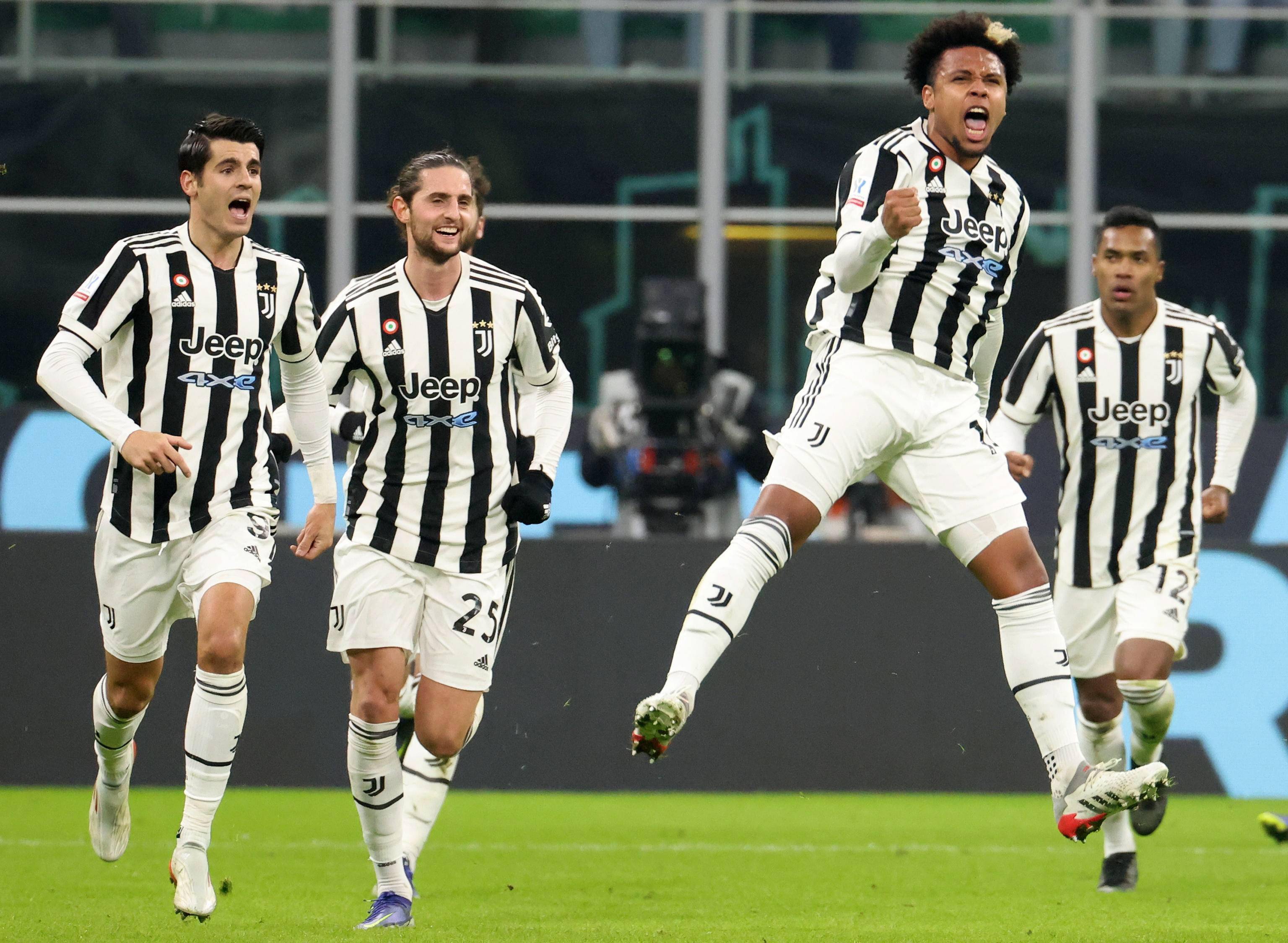 德天空：曼联已向莱比锡明确表示，他们仍在对谢什科的竞争中（德国天空体育：曼联已告知莱比锡，仍未退出谢什科争夺战）