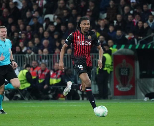 王曼昱回应伤病：每个人都面临困难，会用责任感和使命感克服（王曼昱回应伤情：难关人人有，我将以责任与使命挺过去）